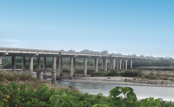 成(chéng)都(dōu)至青城山旅遊快速通道(dào)都(dōu)江堰段公路工程金馬河大橋